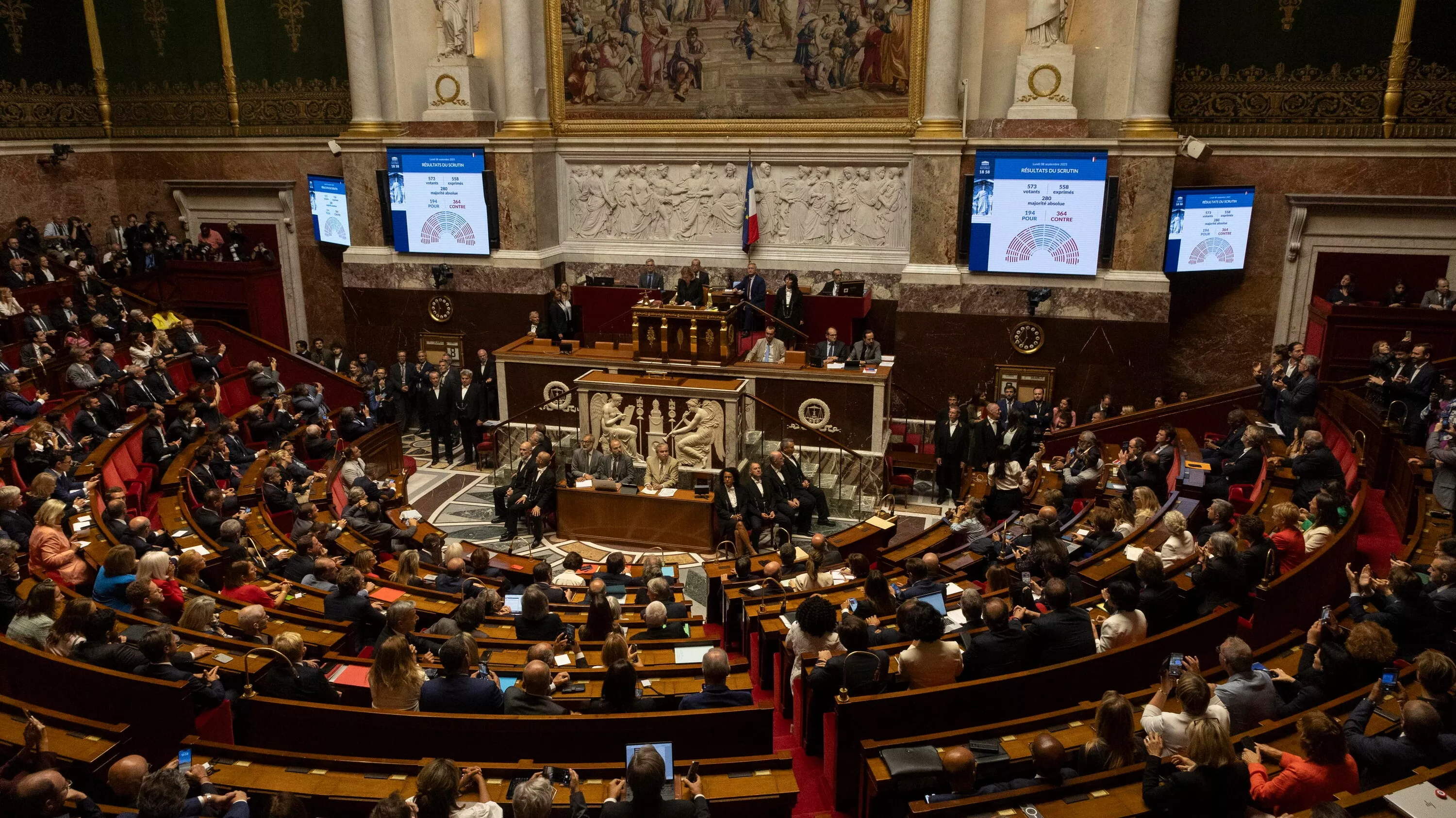 Loi fin de vie : à l’Assemblée, les députés s’apprêtent à voter pour la troisième fois la légalisation de l’euthanasie et du suicide assisté
