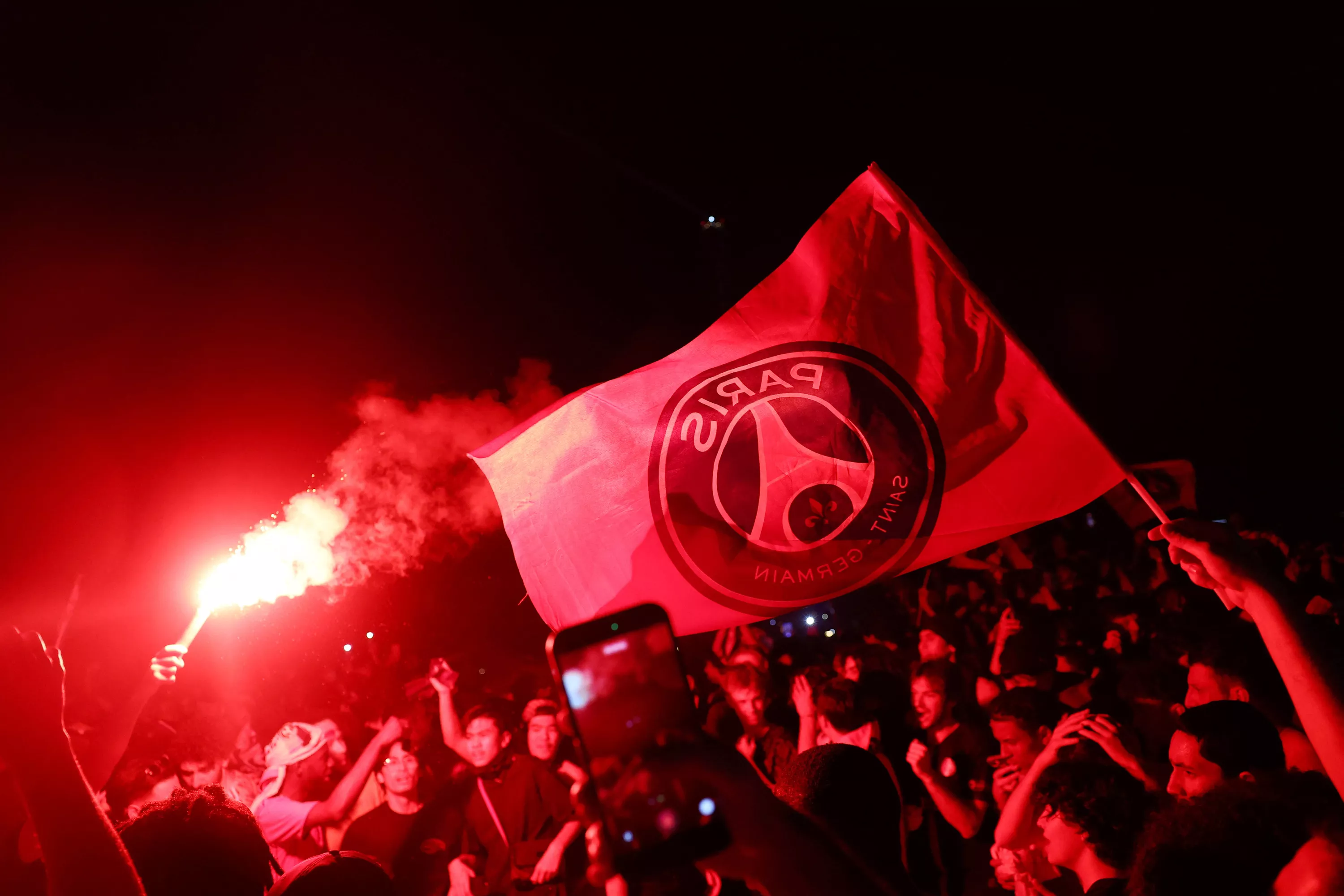 Lyon : enquête ouverte après la violente agression d’un adolescent en marge de la victoire du PSG en Ligue des champions