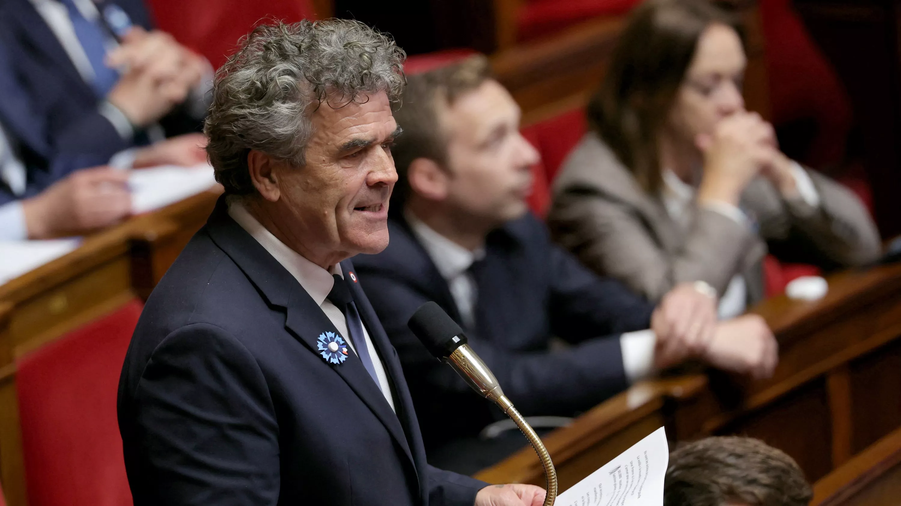 Mariés sous OQTF : cette incohérence que vont examiner les députés