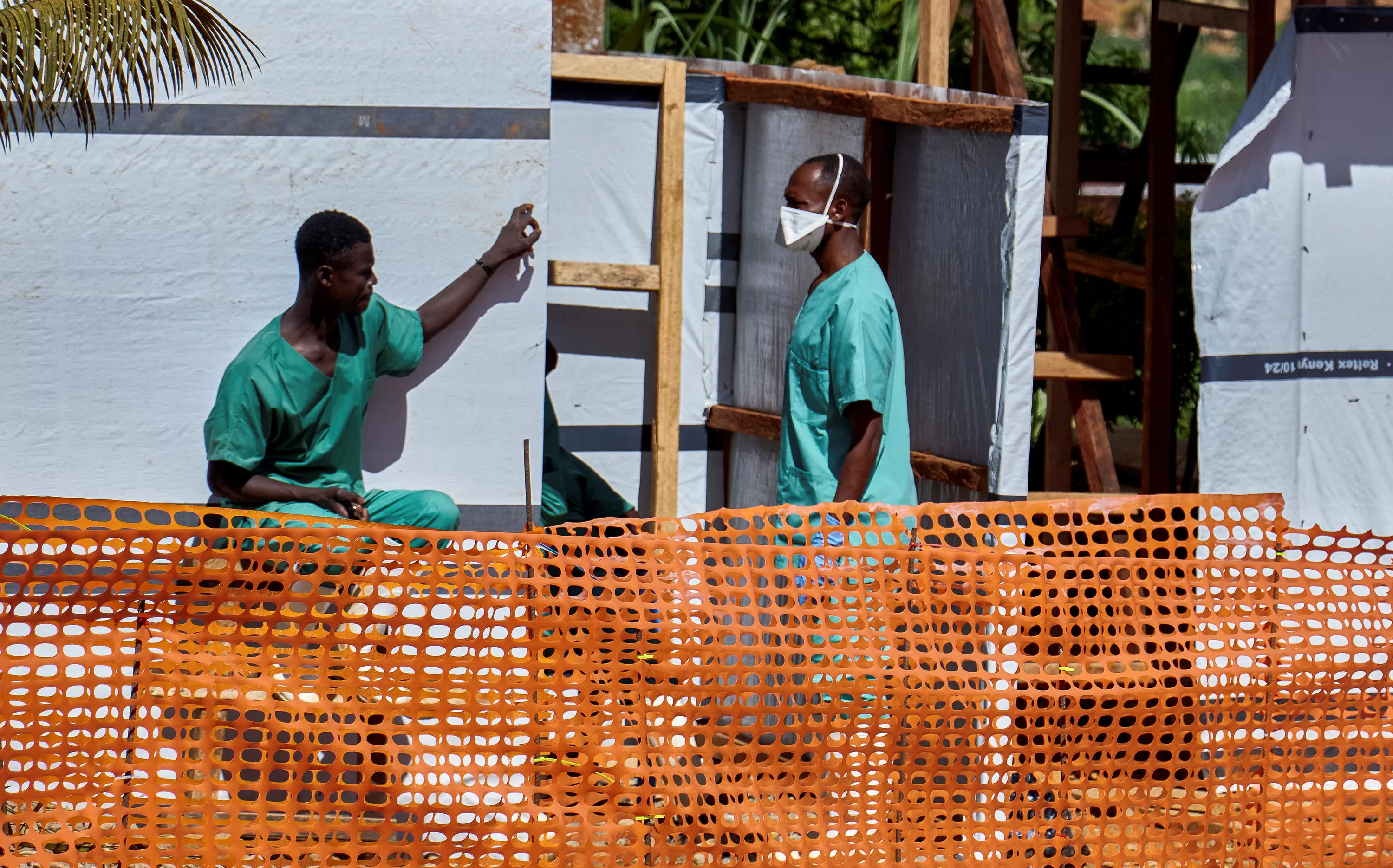 Médecins sans frontières s'inquiète de «dangereuses lacunes» dans la réponse à Ebola en RDC