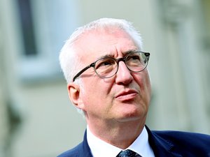 Menacé de mort par la