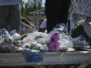 Mort de Lyhanna, 11 ans : sa mère sort du silence et prend la parole pour remercier les personnes présentes à la marche blanche