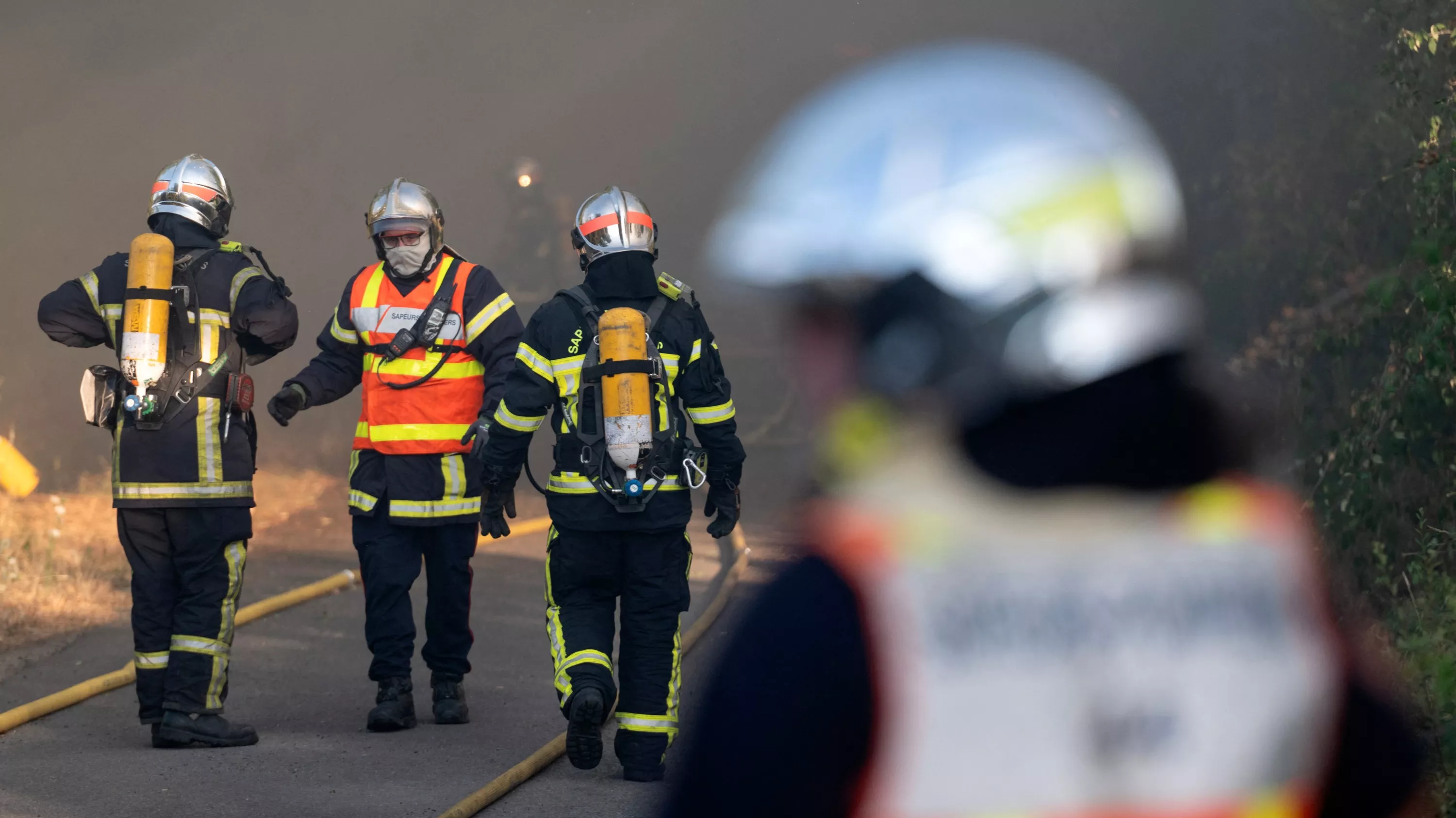 Nantes : un nouvel incendie ravage un campement rom aux portes de la ville, 8 hectares brûlés