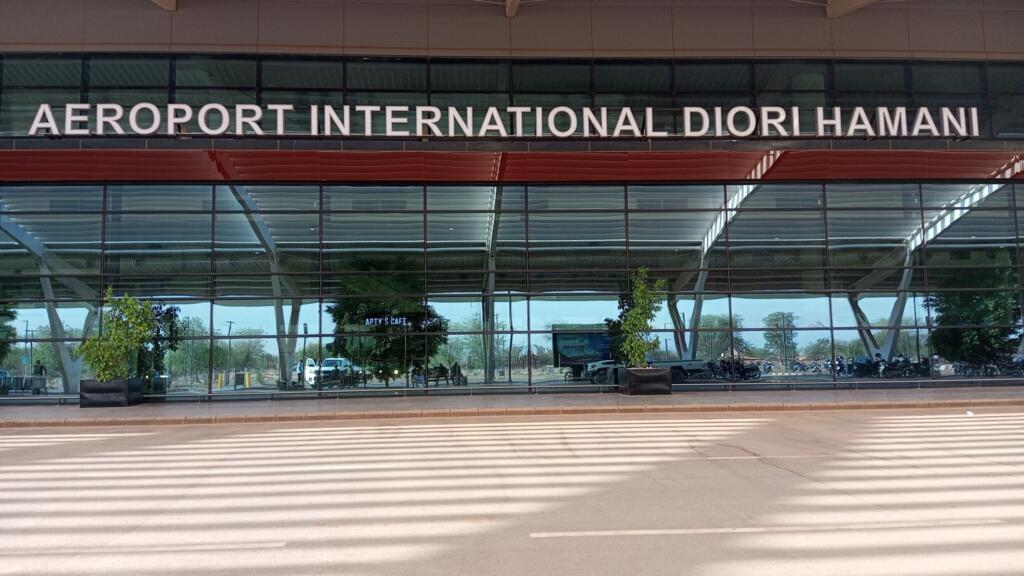 Niger: des explosions et des tirs entendus dans la capitale