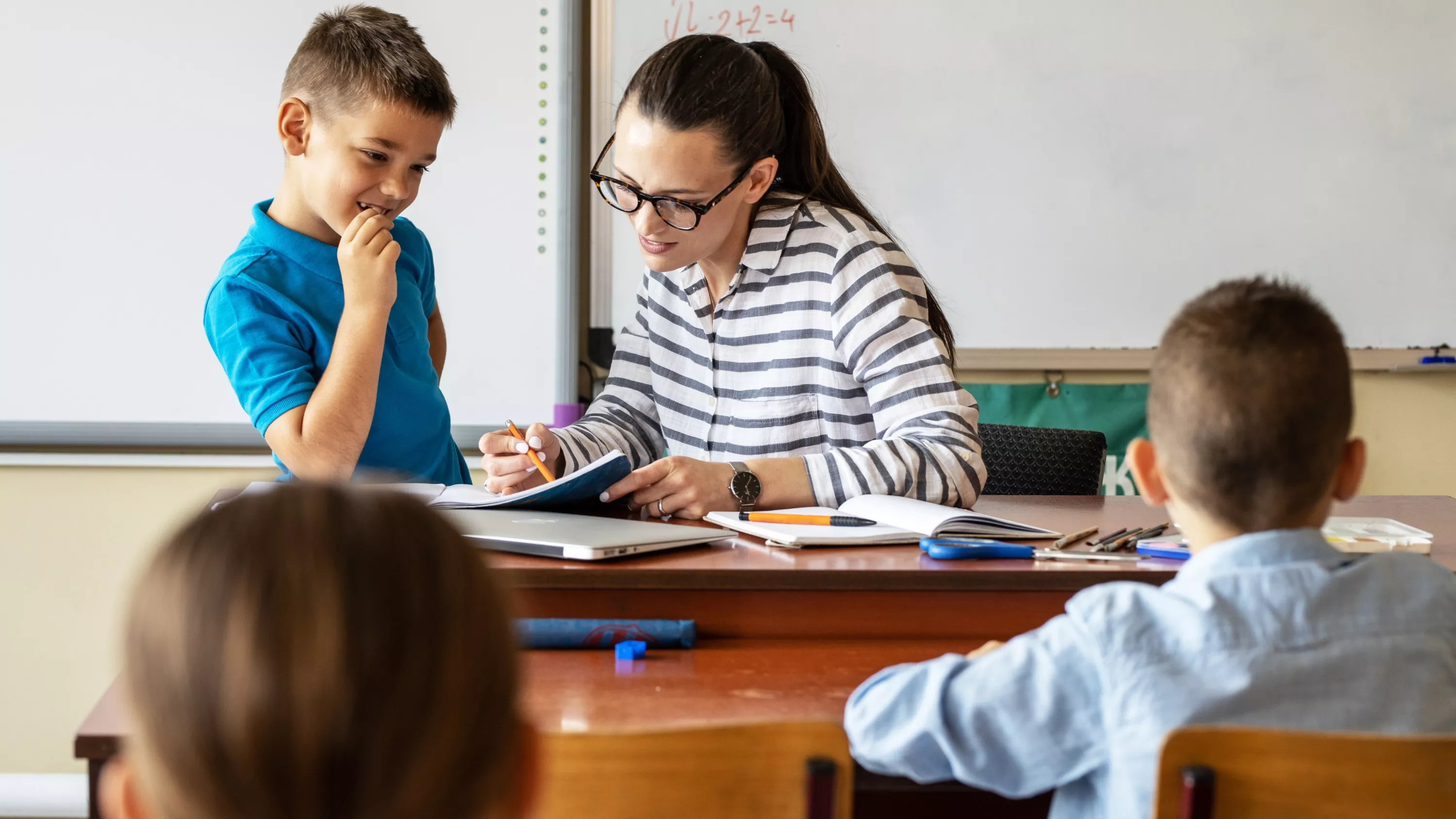 « Non, les enseignants ne sont pas bien payés » : les professeurs contestent le salaire moyen avancé par l’Éducation nationale