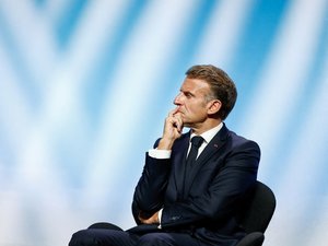Nouveau record pour Emmanuel Macron : la popularité du Président chute et atteint le score historique de 18 %