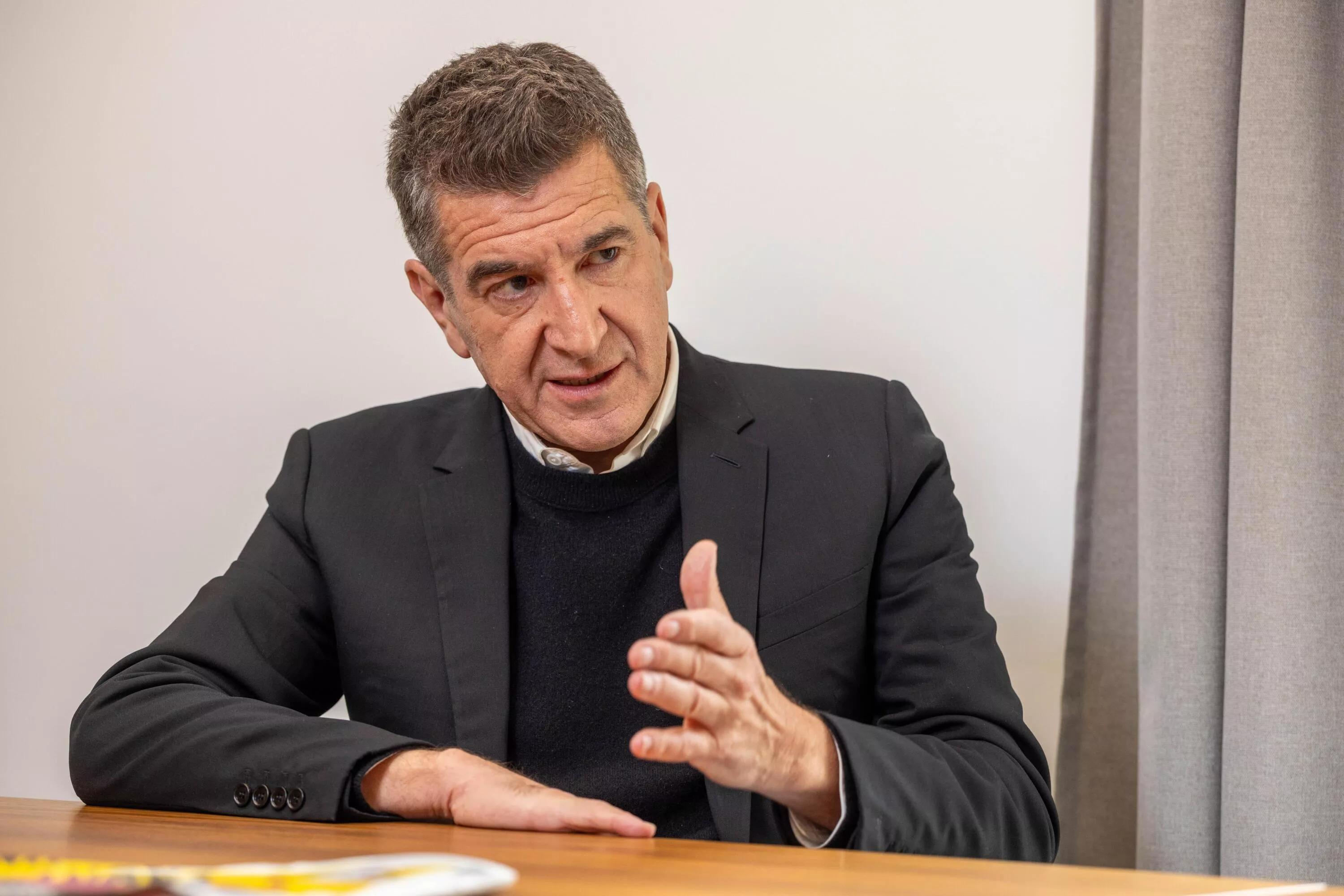«On va gagner en 2027» : en débat avec Bompard, Pigasse affiche ses «convergences» avec LFI