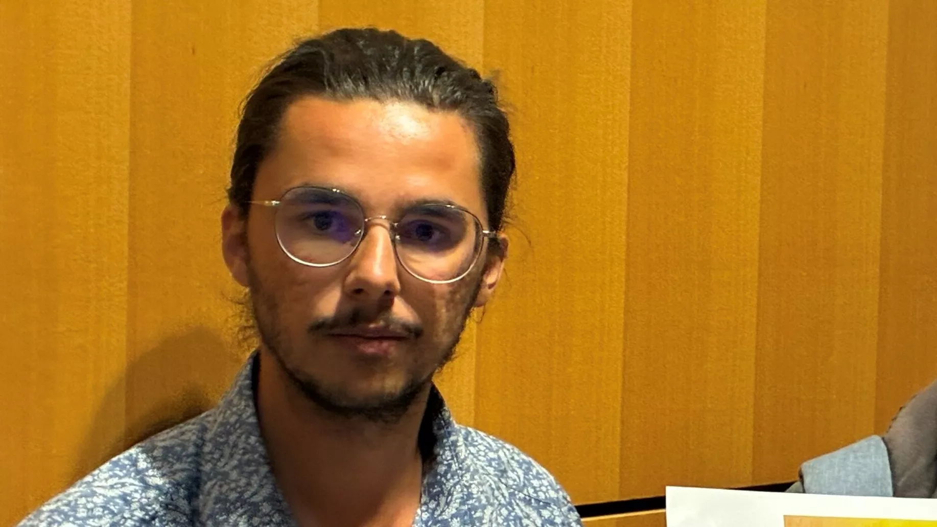 «On va mettre le feu à l’Élysée» : sous contrôle judiciaire, le militant d’extrême gauche Ritchy Thibault interpellé en marge d’un blocage lycéen
