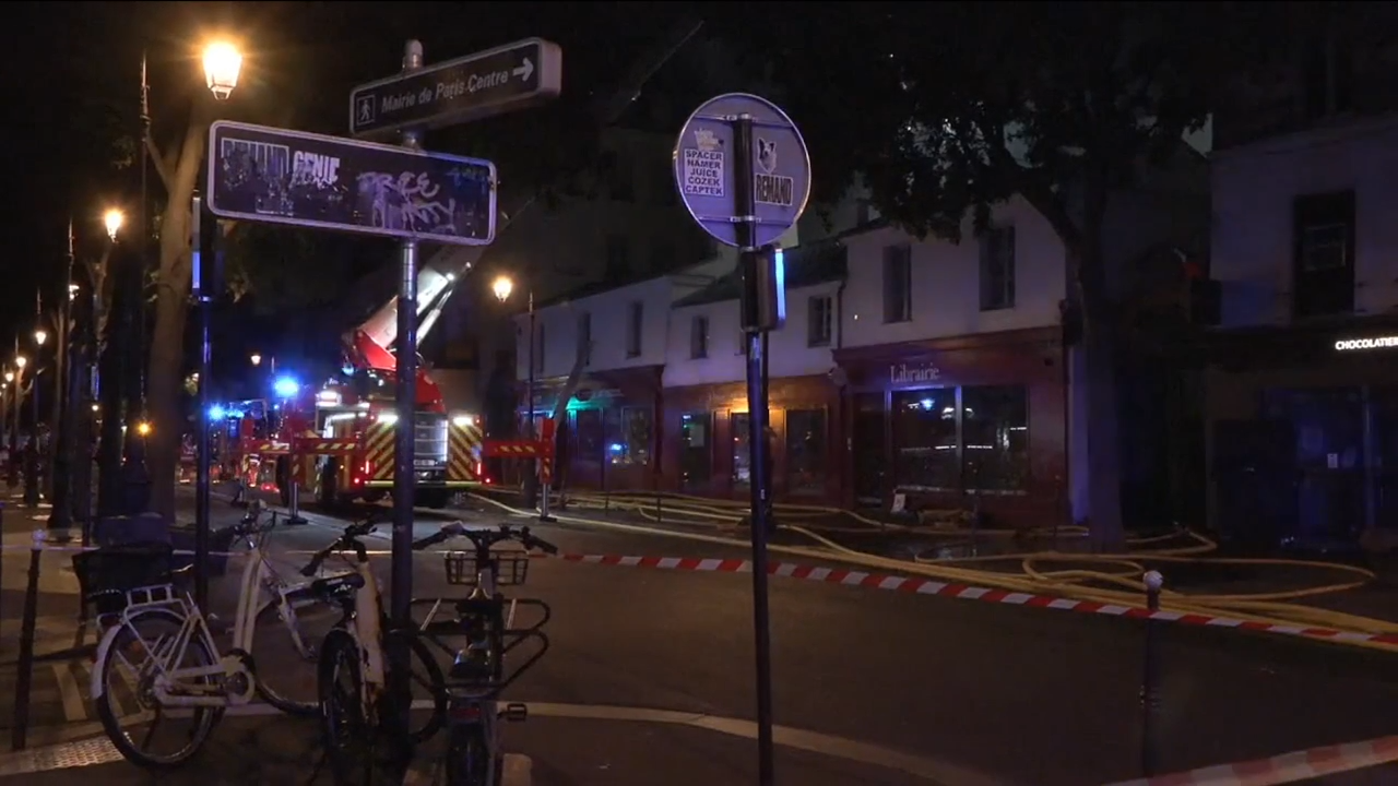 Paris : l’emblématique Marché des Enfants Rouges ravagé par un impressionnant incendie, les pompiers sur place