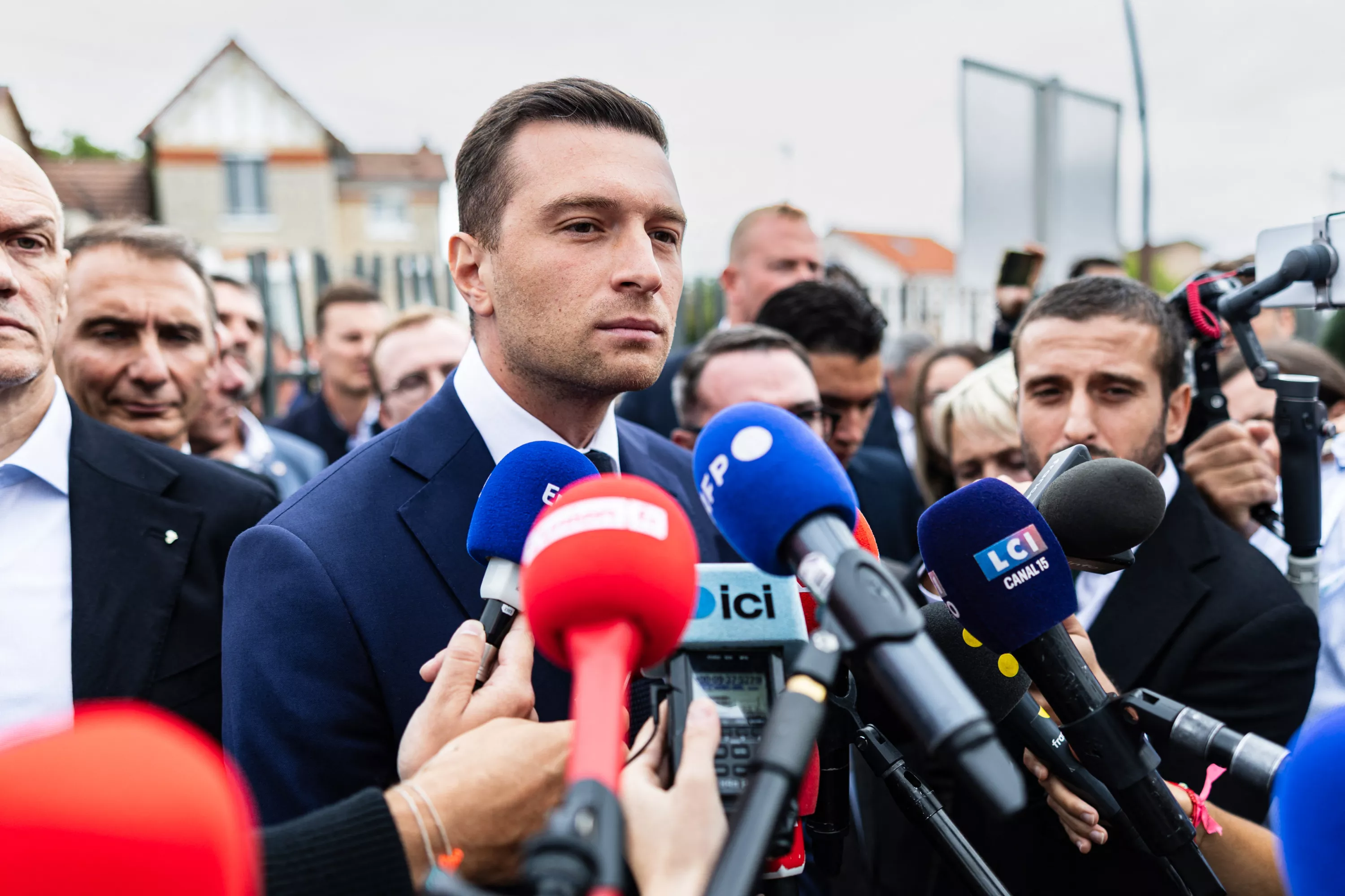 Présidentielle 2027 : le couple Le Pen-Bardella à l’épreuve de la rentrée chahutée du RN