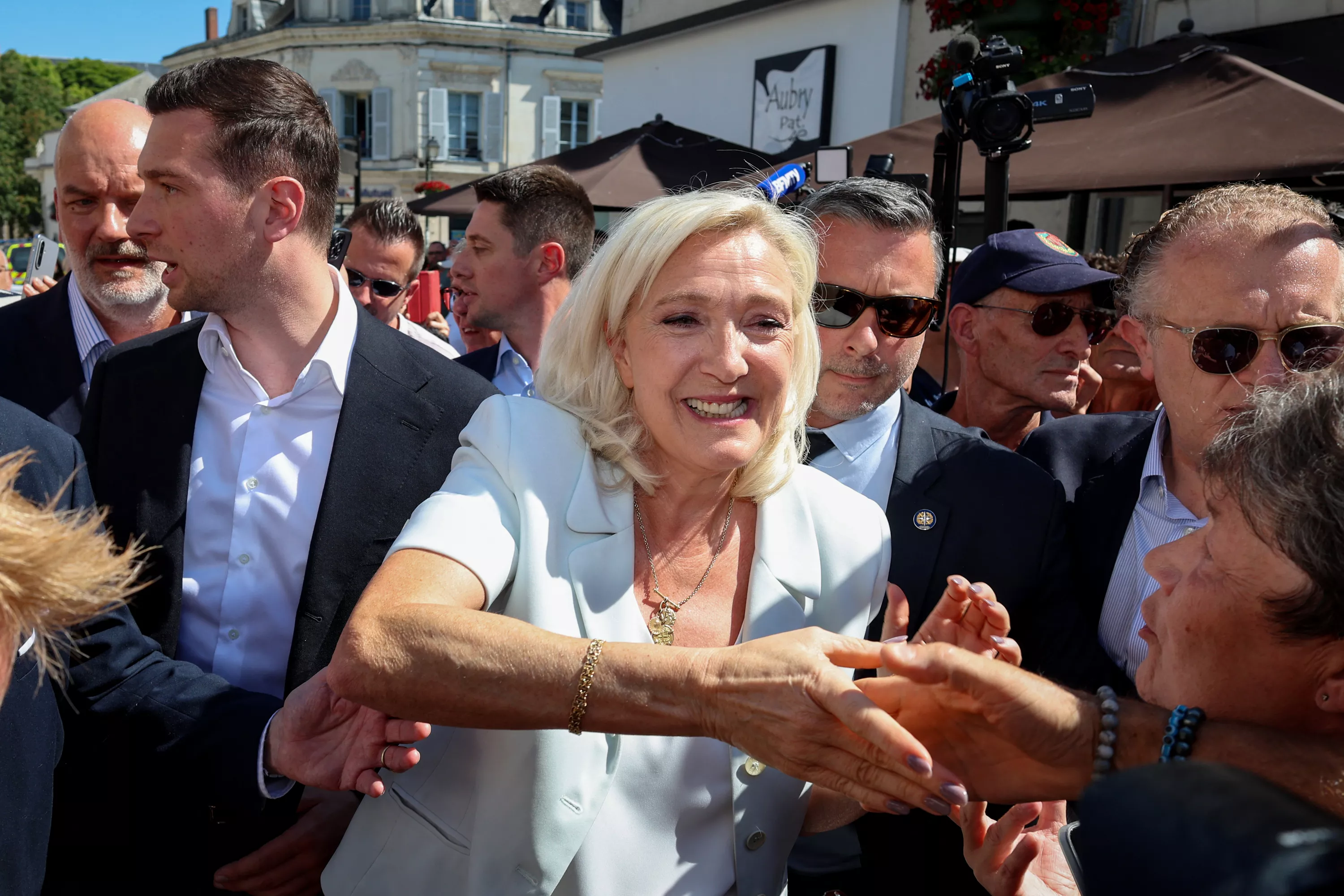 Présidentielle 2027 : Marine Le Pen à son plus haut après la décision de justice… Découvrez le sondage du Figaro
