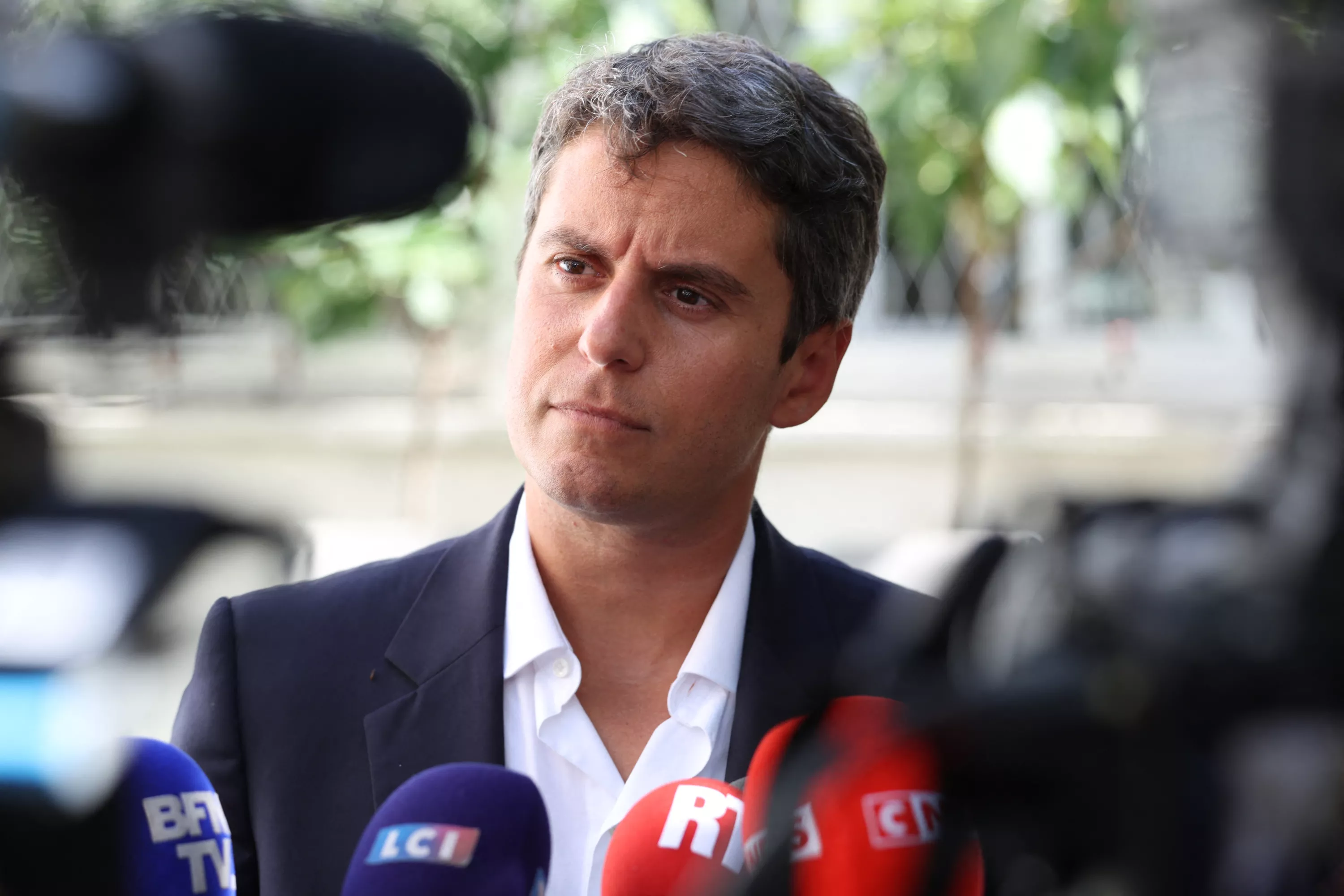 Présidentielle 2027 : «Il n'y a plus de favori» dans le bloc central, assure Attal après la chute de Philippe dans un sondage