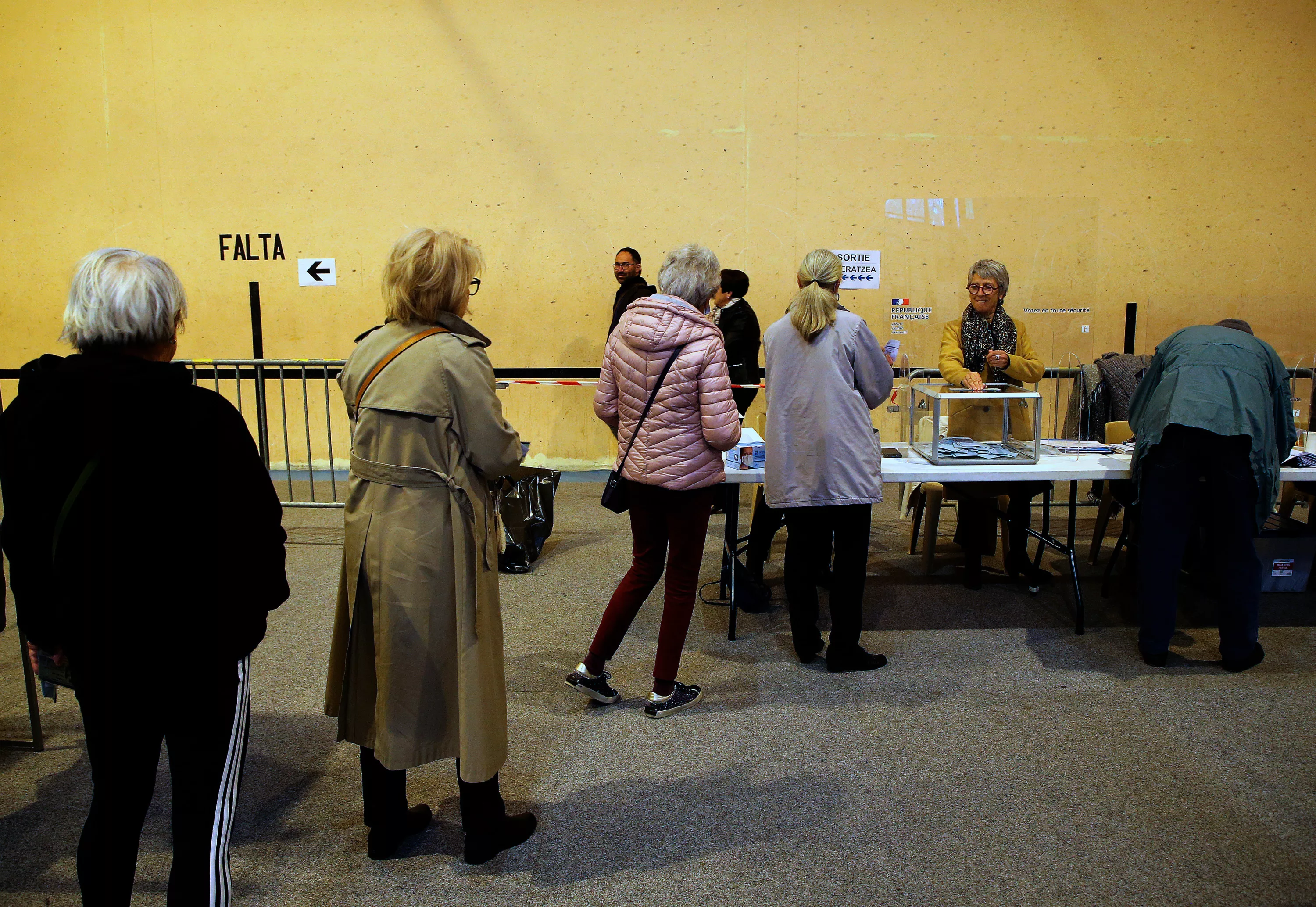 Présidentielle 2027 : les retraités, potentiels faiseurs de roi malgré la mobilisation de la jeunesse