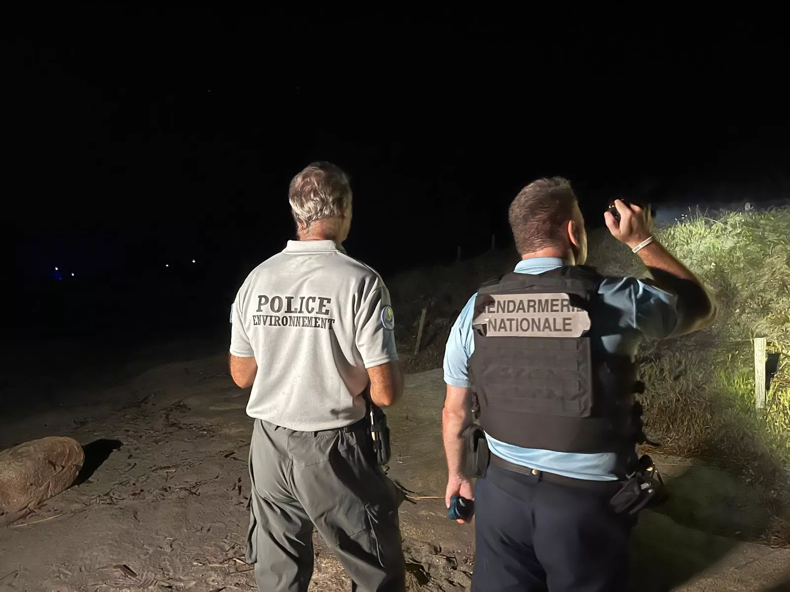 Pyromanes, feux de camp et cigarettes : Le Figaro a accompagné les gendarmes en patrouille nocturne pour prévenir les incendies sur la Côte d’Azur