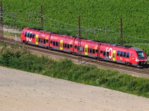 Quatre trains par heure, des cars express et 300 km de pistes cyclables : le futur réseau de mobilité entre Montpellier, Sète et Nîmes se précise