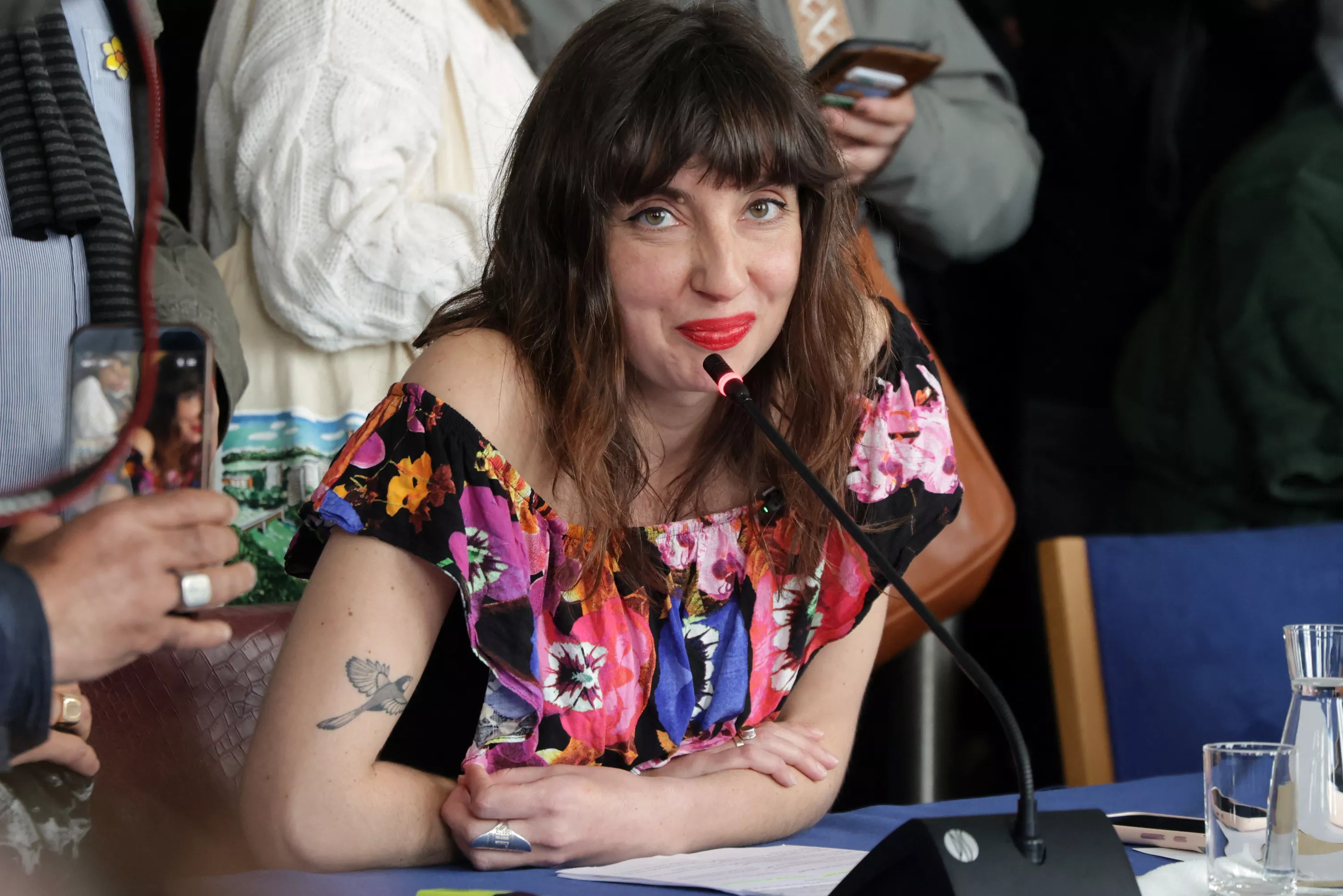 Qui est Elsa Marcel, l’avocate d’extrême gauche qui va défendre Hamza «La Douane» face à la «haine raciste»
