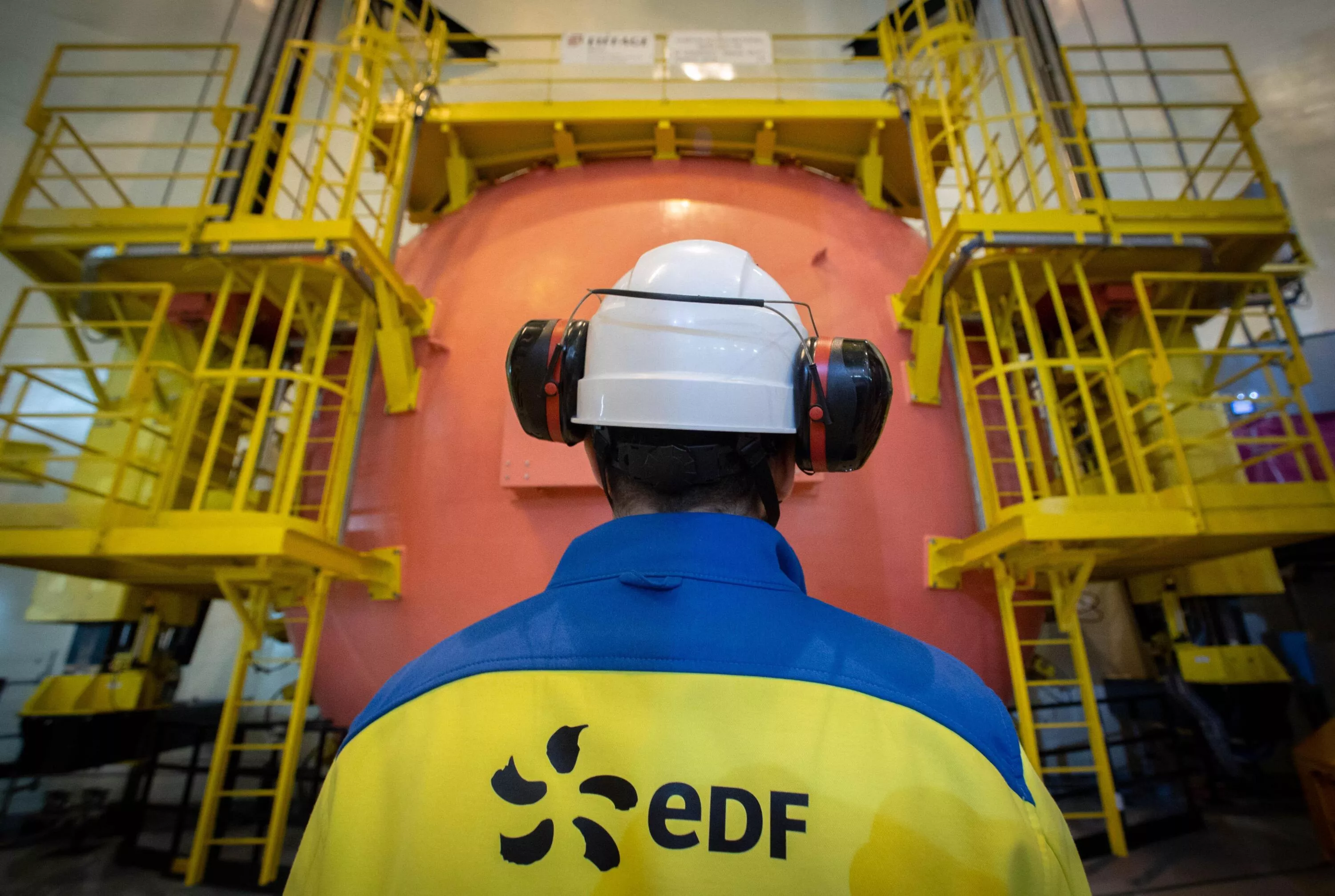 «Rémunérations élevées», «avantages sans équivalent», primes... La Cour des comptes torpille la gestion RH d’EDF