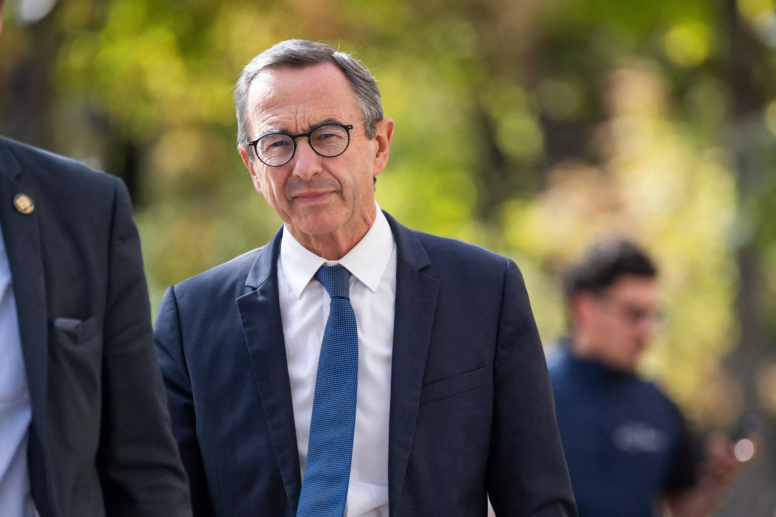 Retraites : avec la proposition de réforme de Bruno Retailleau, qui partirait à quel âge ?