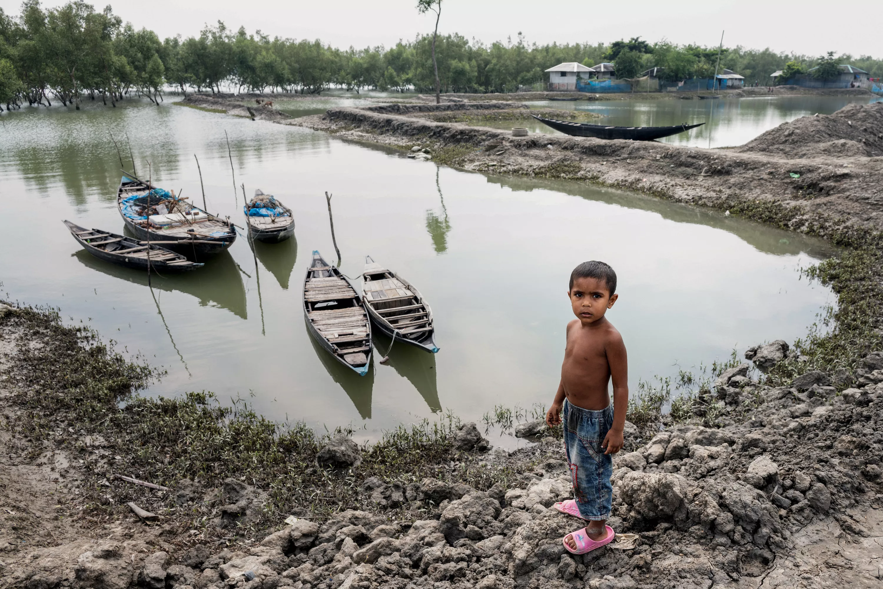Sécheresses, canicules... Près de la moitié des enfants du monde exposés à au moins 3 types d’aléas climatiques