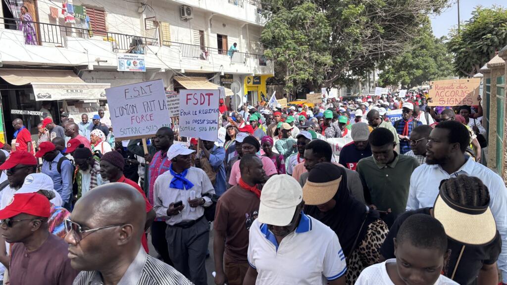 Sénégal: une grève générale de 24h, le bras de fer entre les syndicats et les autorités se poursuit