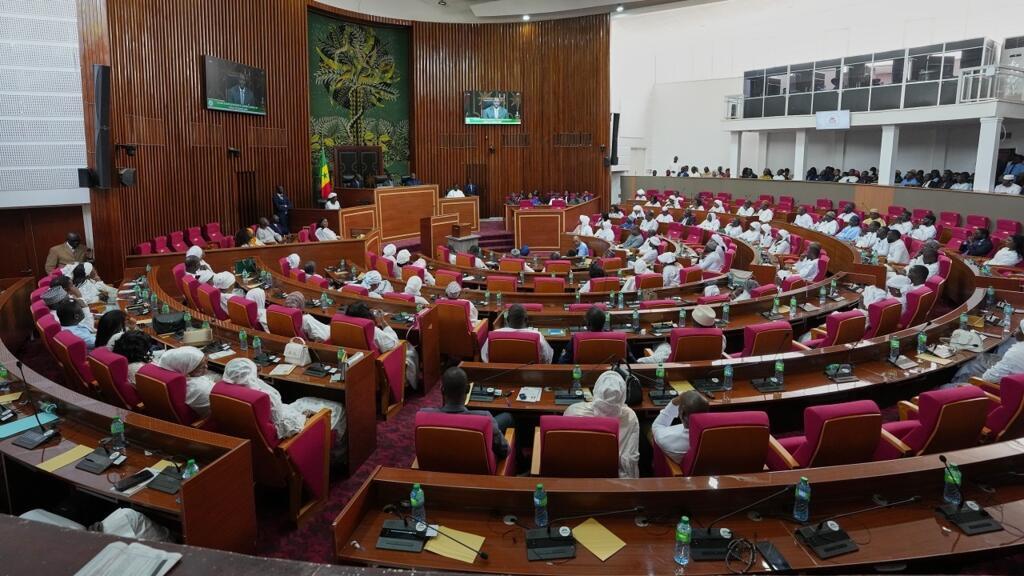 Sénégal: l'Assemblée nationale se prononce sur un projet de réforme constitutionnelle controversé