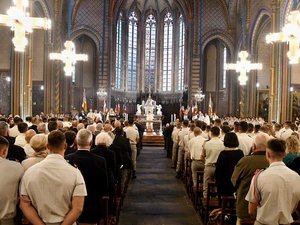 Sermon polémique d’un aumônier à Carcassonne : l’homme d’Église sanctionné par la ministre des Armées