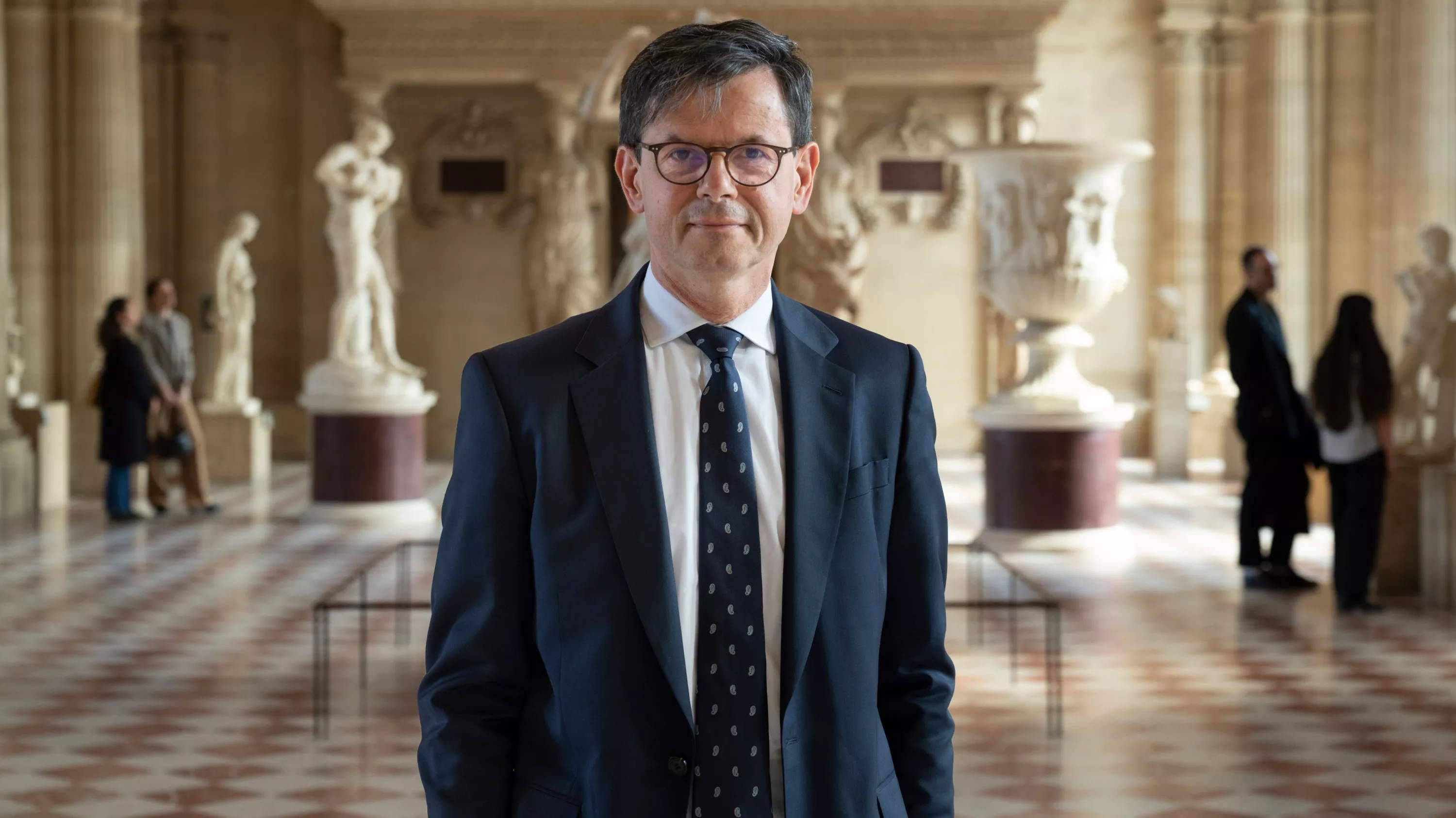 «Si le Louvre n’est pas réparé, adapté et transformé, il devra fermer ses portes» : l’alerte du président Christophe Leribault, un an après le vol rocambolesque