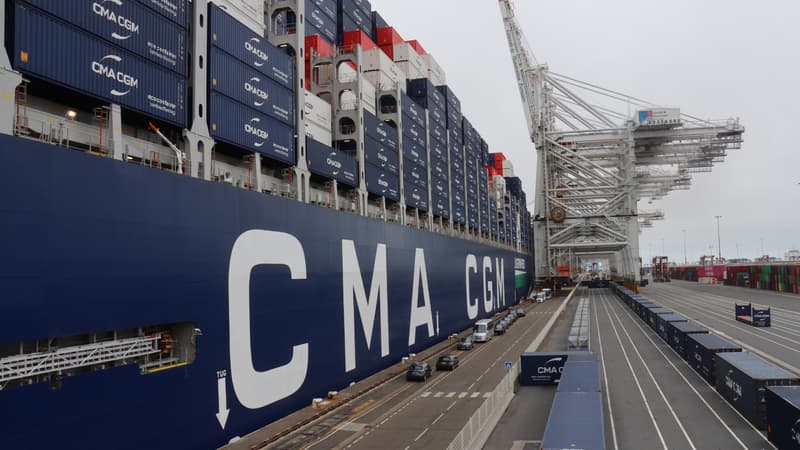 Si on mettait ses 24.000 conteneurs bout à bout ils formeraient une file de 146 kilomètres: on est monté à bord du nouveau navire Notre-Dame de CMA-CGM, le plus grand de la flotte française avec son