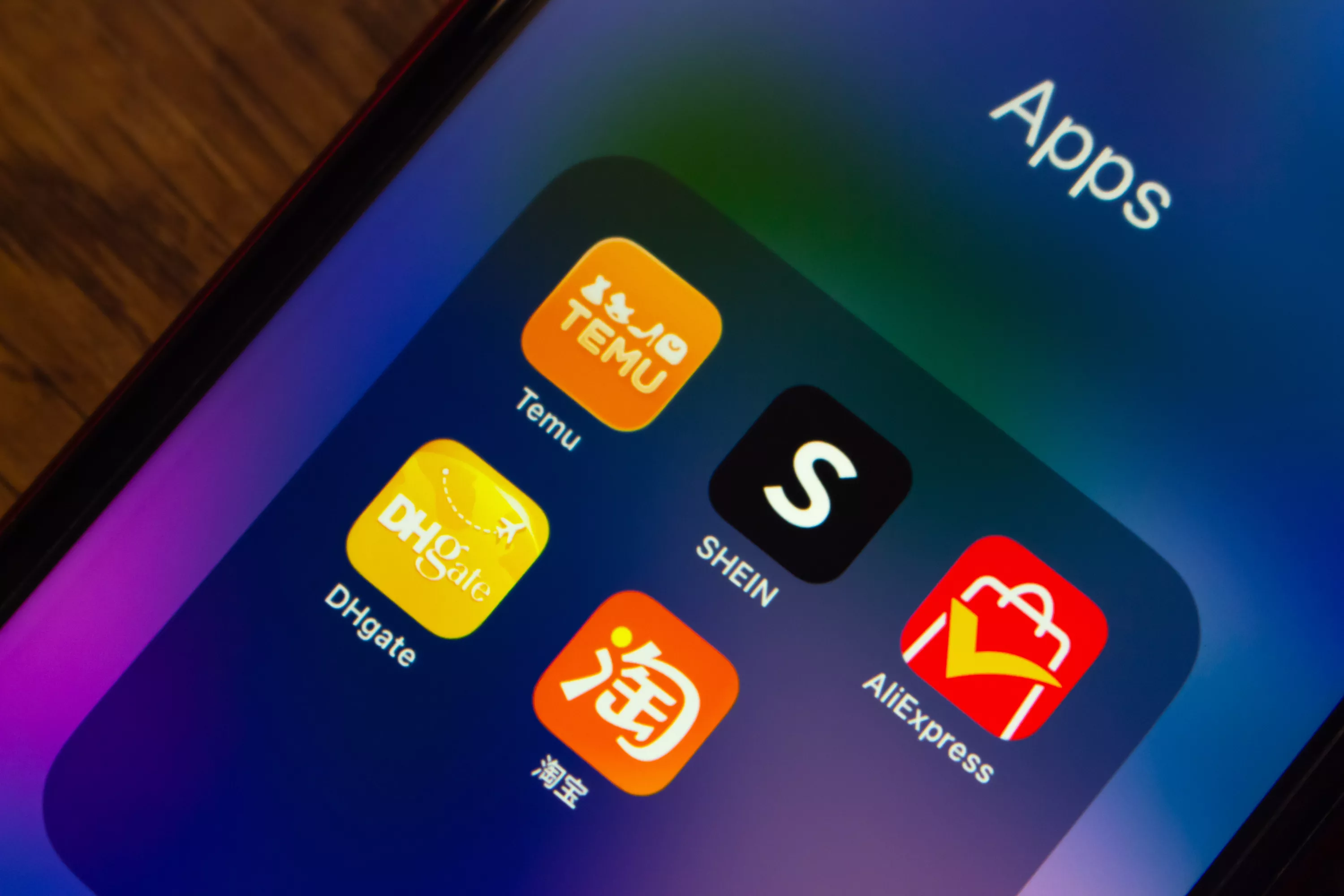 Temu, Shein, AliExpress… La taxe européenne sur les petits colis fait s’effondrer les ventes des plateformes chinoises