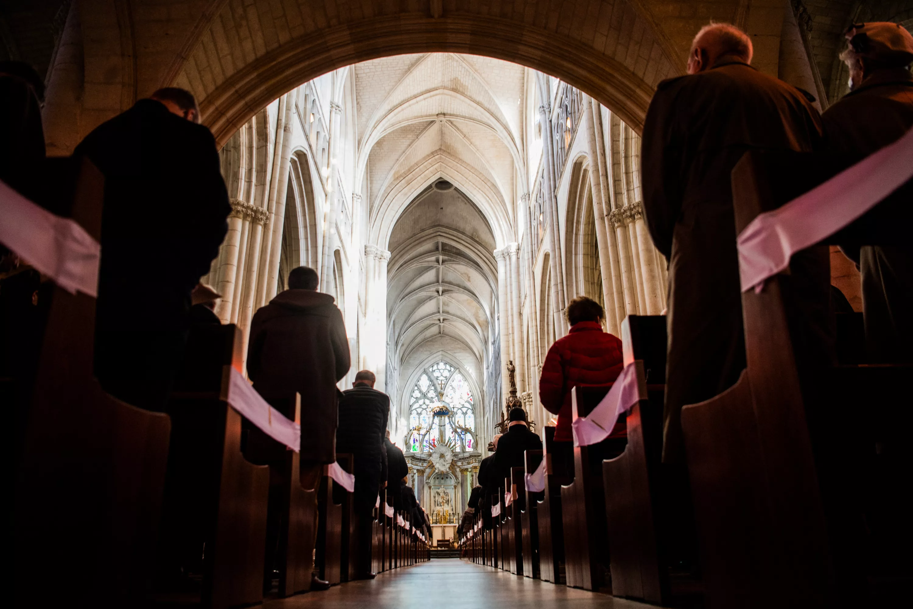 «Tout le monde lui faisait confiance aveuglément» : un ancien prêtre parisien mis en examen pour viols sur mineur