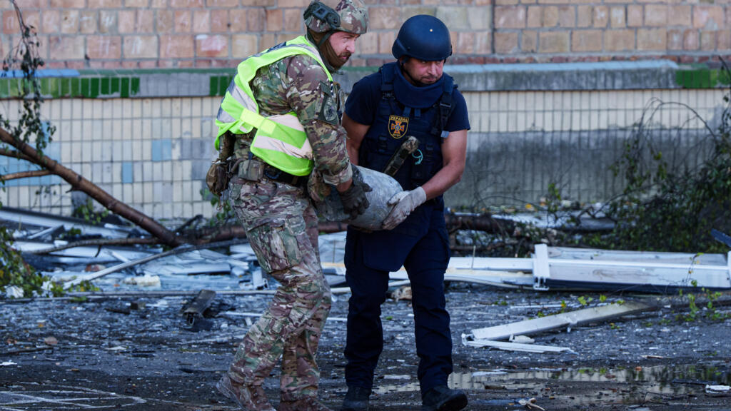Ukraine: Friedrich Merz en visite surprise à Kiev, toujours sous le feu des frappes russes