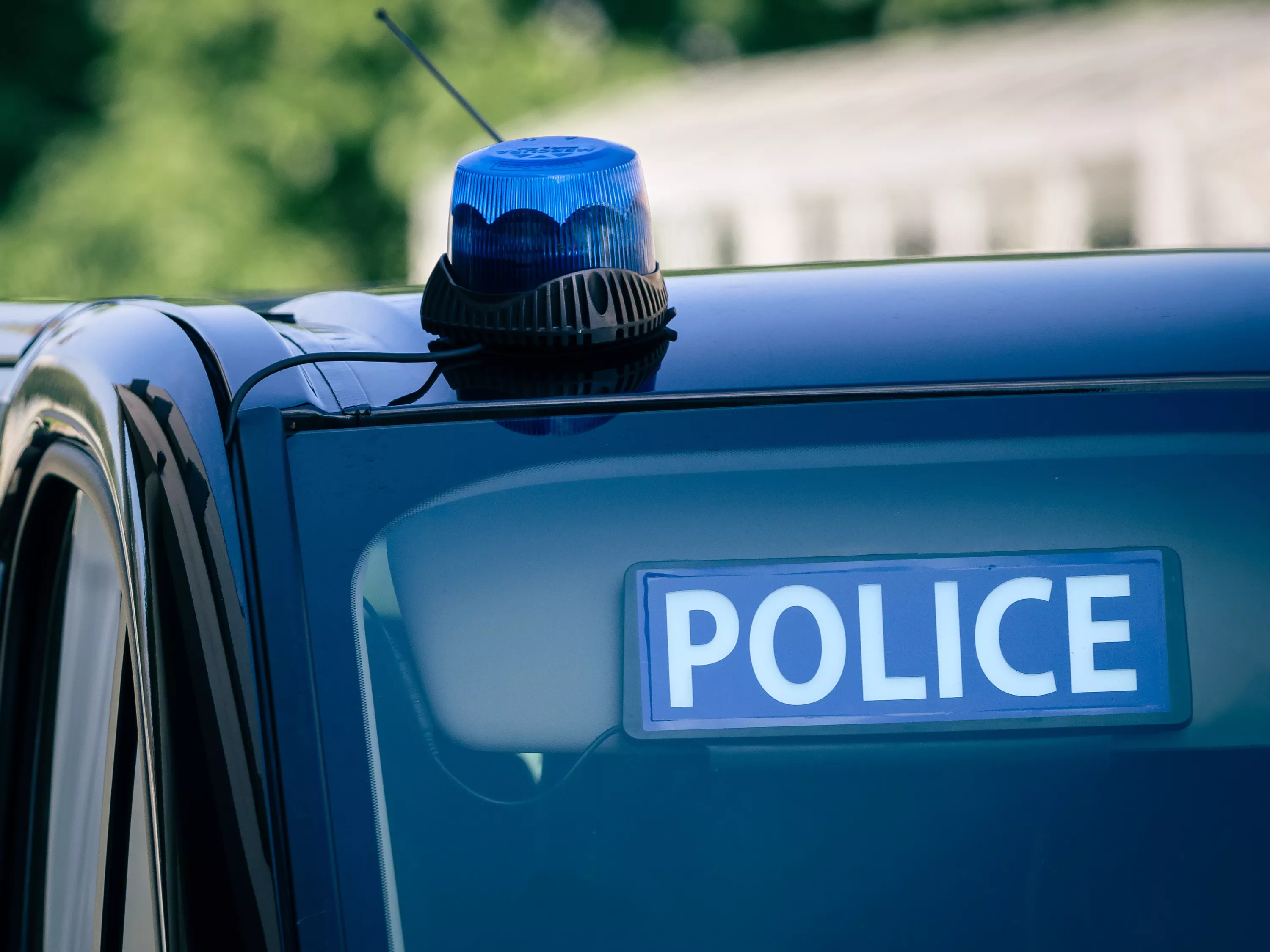 Un mineur de 17 ans lynché à mort dans un guet-apens à Narbonne, cinq personnes mises en examen pour tentative d’assassinat