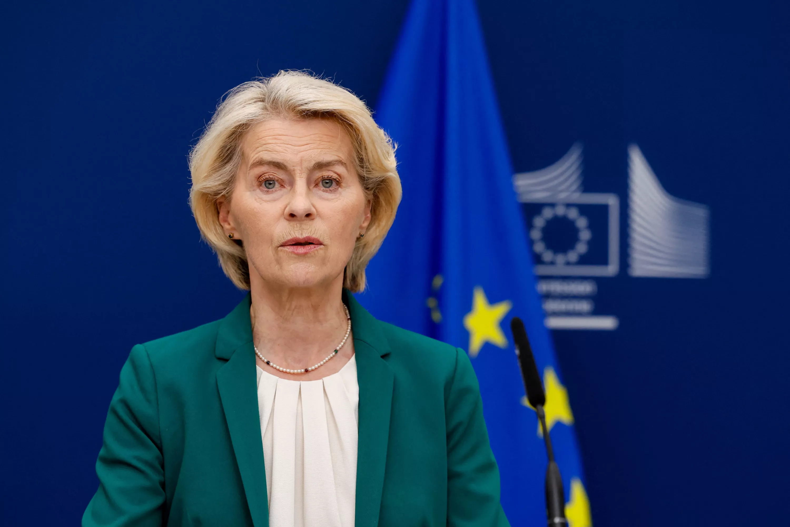 Ursula von der Leyen dénonce le comportement «irresponsable» de la Russie, après des incidents impliquant un drone et des fusées éclairantes